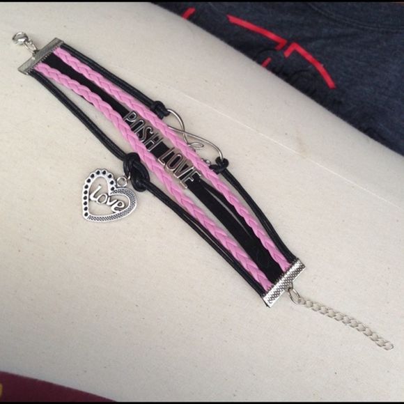 PoshFest Bracelet  - Picture 2 of 3